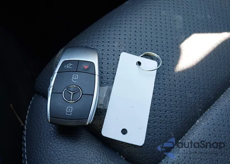 2020 Mercedes-Benz Glc 300 4Matic из США, поврежденный, VIN W1N0G8EB3LF828574